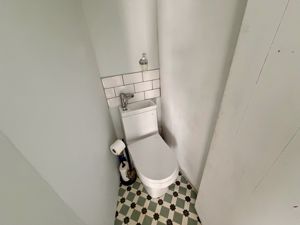 Downstairs W/C- click for photo gallery